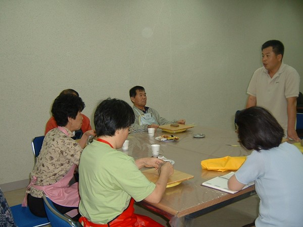 도자기 교실 수업 중 사진