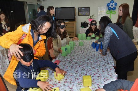 [복지 그늘없는 따뜻한 동행, 울산]“깜깜한 암흑세계, 속도 울렁거리고 사진